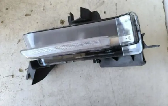 Chevrolet Camaro Front fog light 22907456 10EEG130022 130732944300