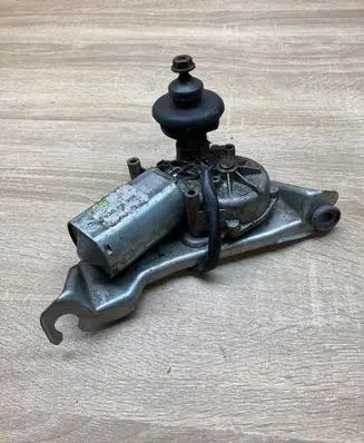 Renault Megane I Rear window wiper motor 7700838691A