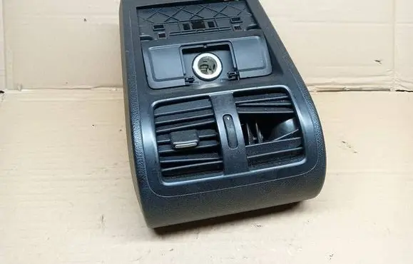 Volkswagen PASSAT B7 Rear air vent grill 3C0863615