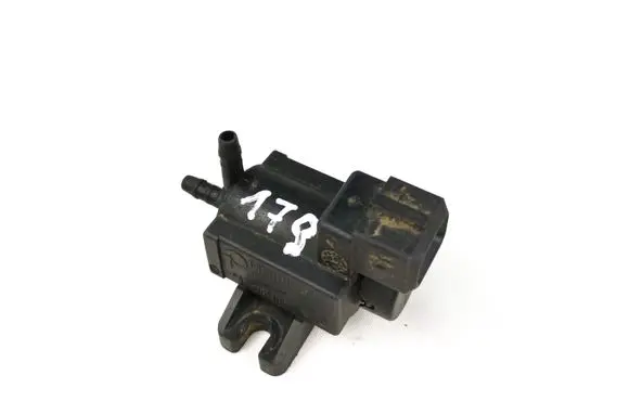 Opel Zafira A Vacuum valve 72244800