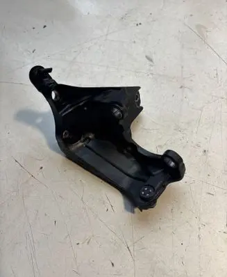 Opel Astra L Engine mounting bracket 9815492580 9813294580