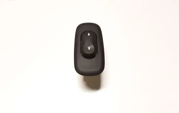 Mazda Tribute Electric window control switch E1006638YA