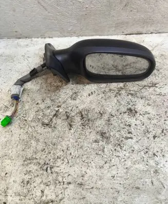 Volvo V70 Front door electric wing mirror E11015463 E11025463