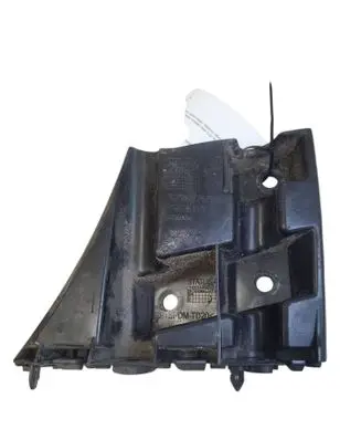 Volvo V40 Front bumper mounting bracket 31425110