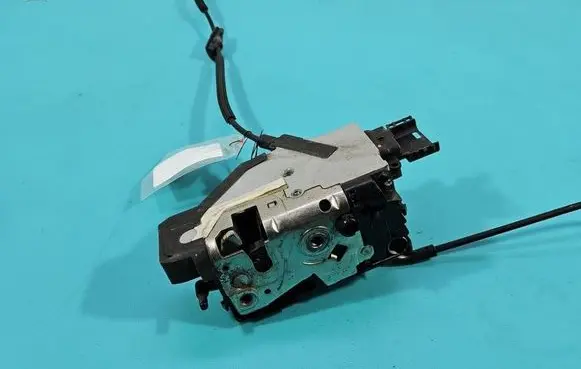 Citroen DS5 Rear door lock 24092158 IMPRK1580946