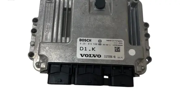 Volvo V50 Engine control unit/module 0281016590 31272996AB 1039S30890