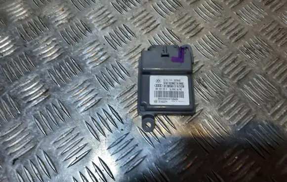 Audi Q5 SQ5 Seat control module 8R0959339A
