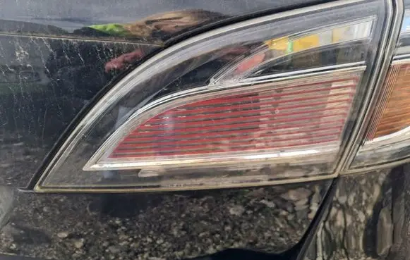 Mazda 6 Tailgate rear/tail lights