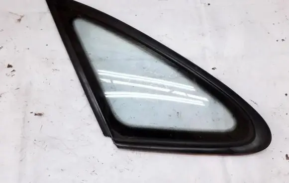Mazda 626 Rear side window