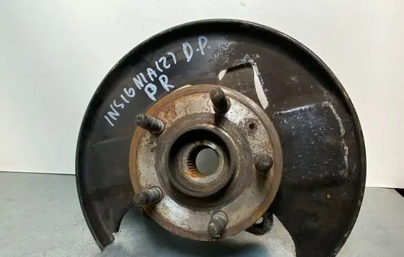 Opel Insignia A Front wheel hub