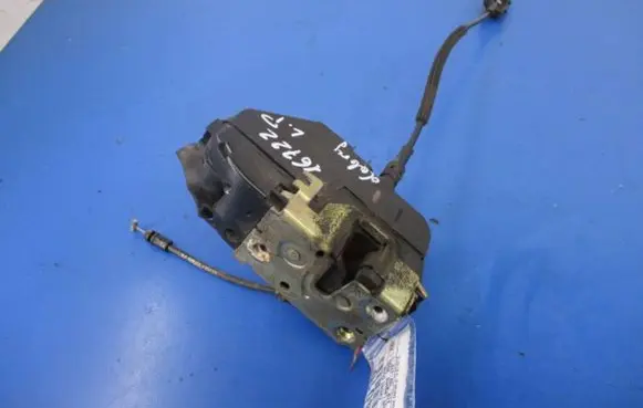 Renault Laguna II Front door lock