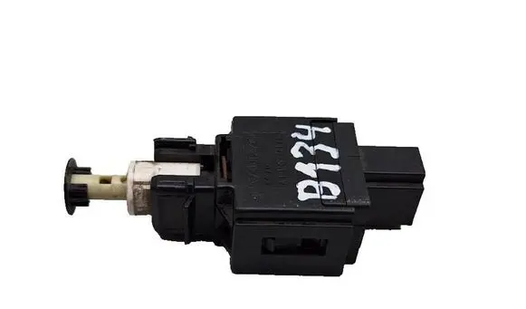 Volvo S70 V70 V70 XC Brake pedal sensor switch 8622064
