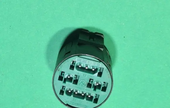 BMW X3 E83 Parking PDC sensor speaker 65818360995