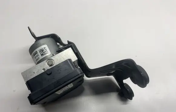 Chrysler Pacifica ABS Pump P68330875AB