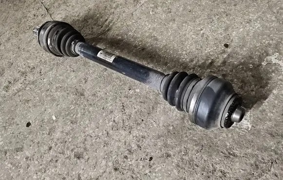 BMW M6 Rear driveshaft 2284115 3522322 0253171687039A