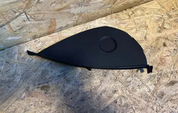 BMW X1 E84 Dashboard side end trim