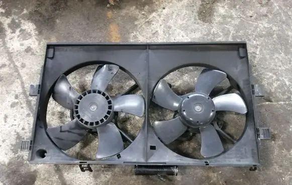 Mitsubishi Outlander Fan set 