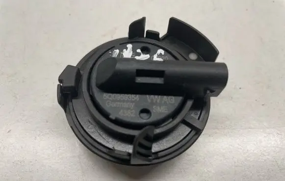 Volkswagen Tiguan Airbag deployment crash/impact sensor 5Q0959354