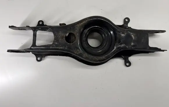 Chevrolet Camaro Rear upper control arm/wishbone 84382226 23282356