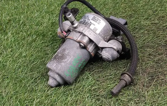 Buick Encore I Vacuum pump 95073599 00942814