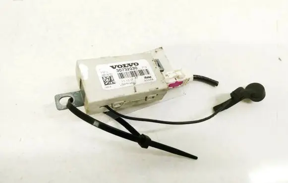 Volvo C30 Antenna control unit 30732030