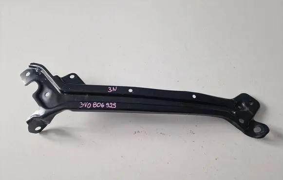 Skoda Superb B8 (3V) Headlight/headlamp mounting bracket 3V0806929