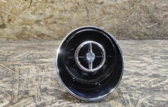 Dash center air vent grill