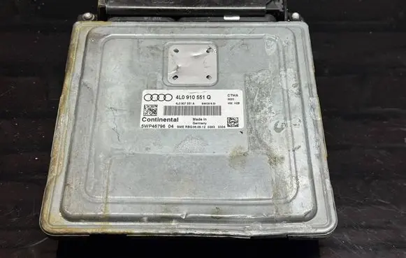 Audi Q7 4M Engine control unit/module 4L0910551Q 5WP4679604 4L0907551A