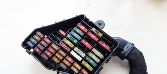 Audi A3 S3 8L Fuse box set