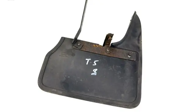 Volkswagen Transporter - Caravelle T5 Rear mudguard 7H0075101