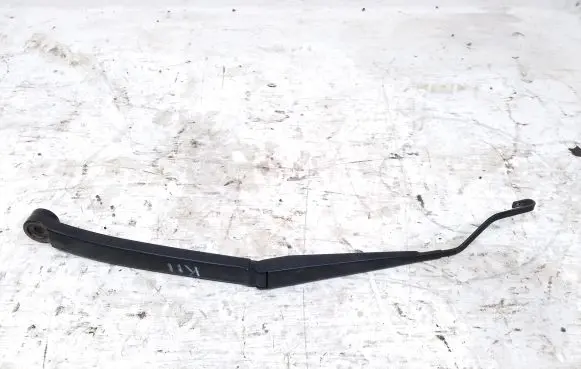 Toyota Hilux (AN120, AN130) Front wiper blade arm