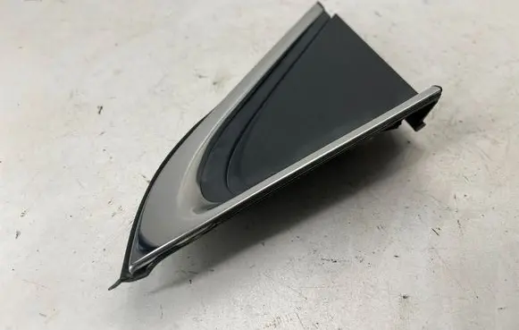 Ford Edge II Fender end trim FT4B17075AEW FT4B17075BEW 82798281