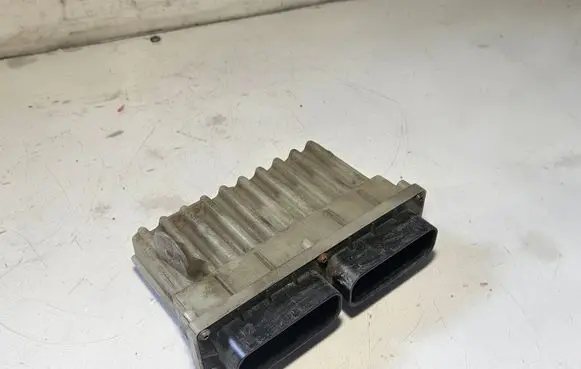 Opel Zafira A Coolant fan relay 24462346 15408375
