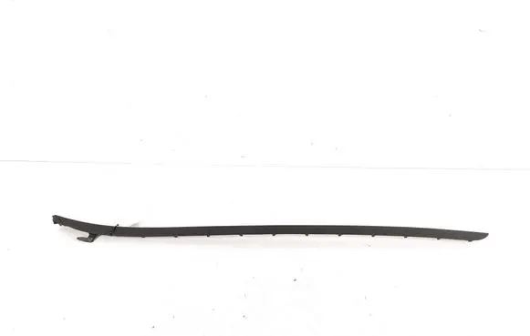 BMW 2 F46 Windshield trim 7331507