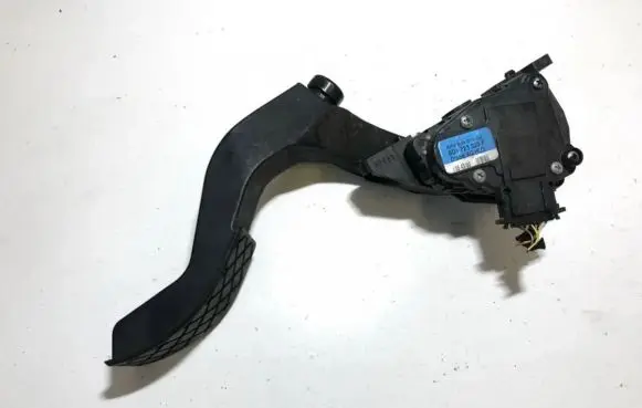 Audi A6 S6 C5 4B Accelerator throttle pedal 8d1723523f