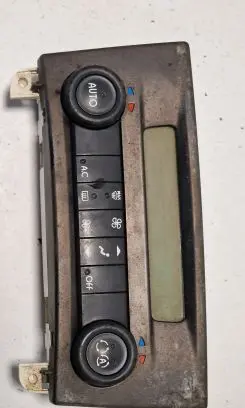 Renault Laguna II Climate control unit 8200001901C 52485201 HLS13C17