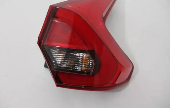 Mitsubishi Eclipse Cross Rear/tail lights