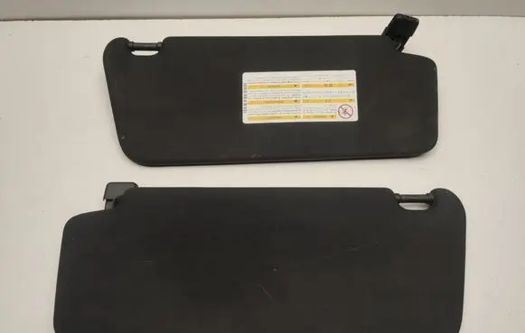Sun visor