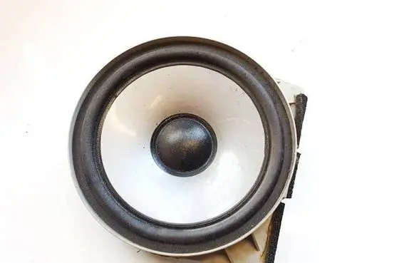 Honda FR-V Front door speaker EAS16P649B
