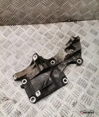 Skoda Roomster (5J) Generator/alternator bracket 045903143E