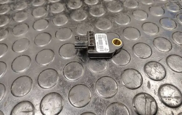 Peugeot 4007 Airbag deployment crash/impact sensor 8651A002
