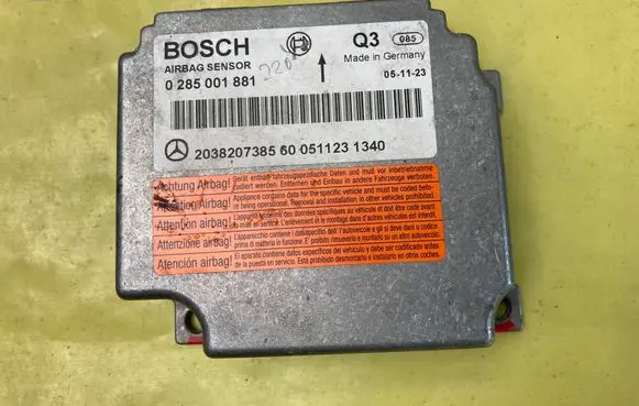 Mercedes-Benz C W203 Airbag control unit/module 2038207385