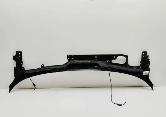 Land Rover Range Rover Evoque L551 Wiper trim K8D24105B
