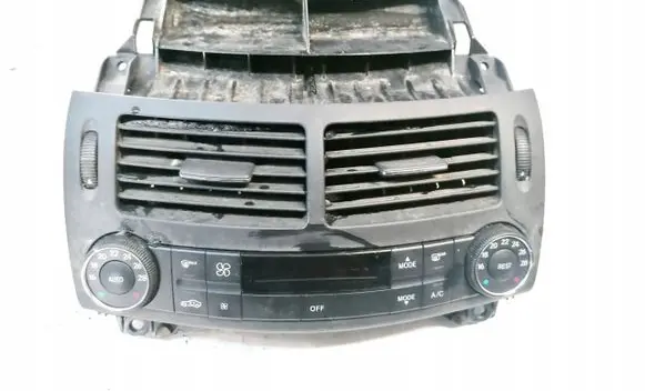 Mercedes-Benz E W211 Climate control unit 2118302390
