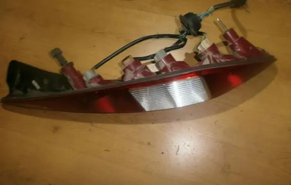 Ford Mondeo Mk III Rear/tail lights tk6699