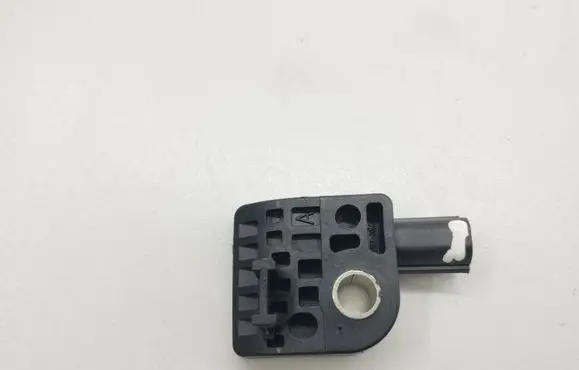 Hyundai Veloster Airbag deployment crash/impact sensor 959201R000 05213061D56