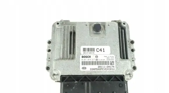 KIA Soul Engine control unit/module ECU 0281018217