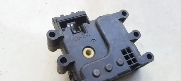 Mazda 3 I Air flap motor/actuator