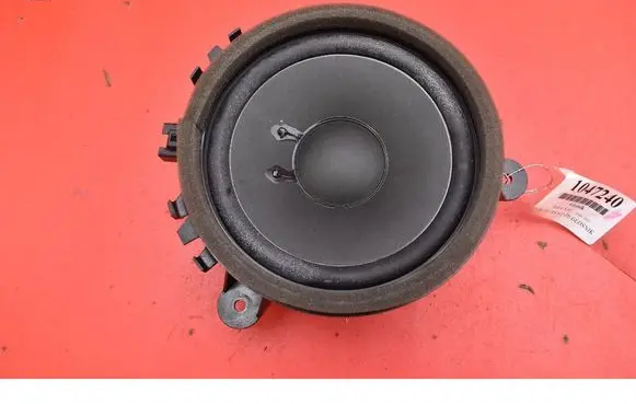 Volvo V60 Subwoofer speaker 30657445