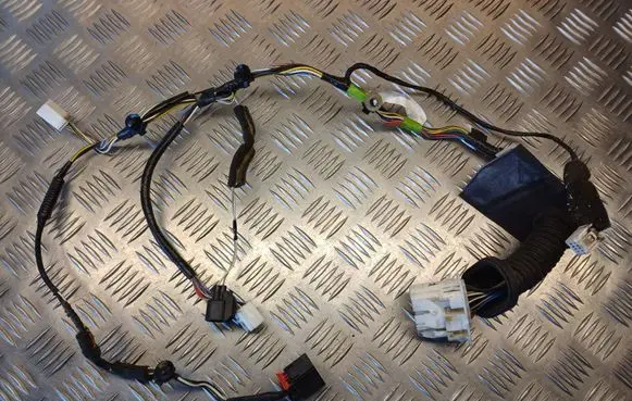 Mazda 3 I Front door wiring loom BP4M67200D